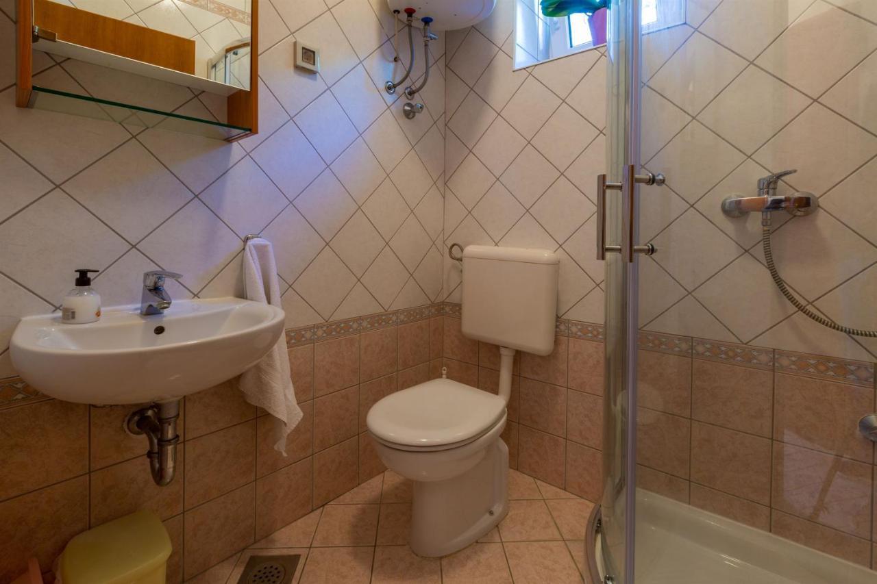 Apartments Villa Katarina Селце Экстерьер фото