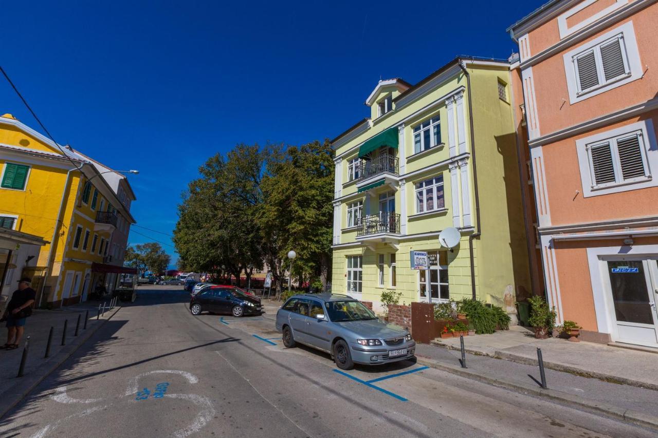 Apartments Villa Katarina Селце Экстерьер фото
